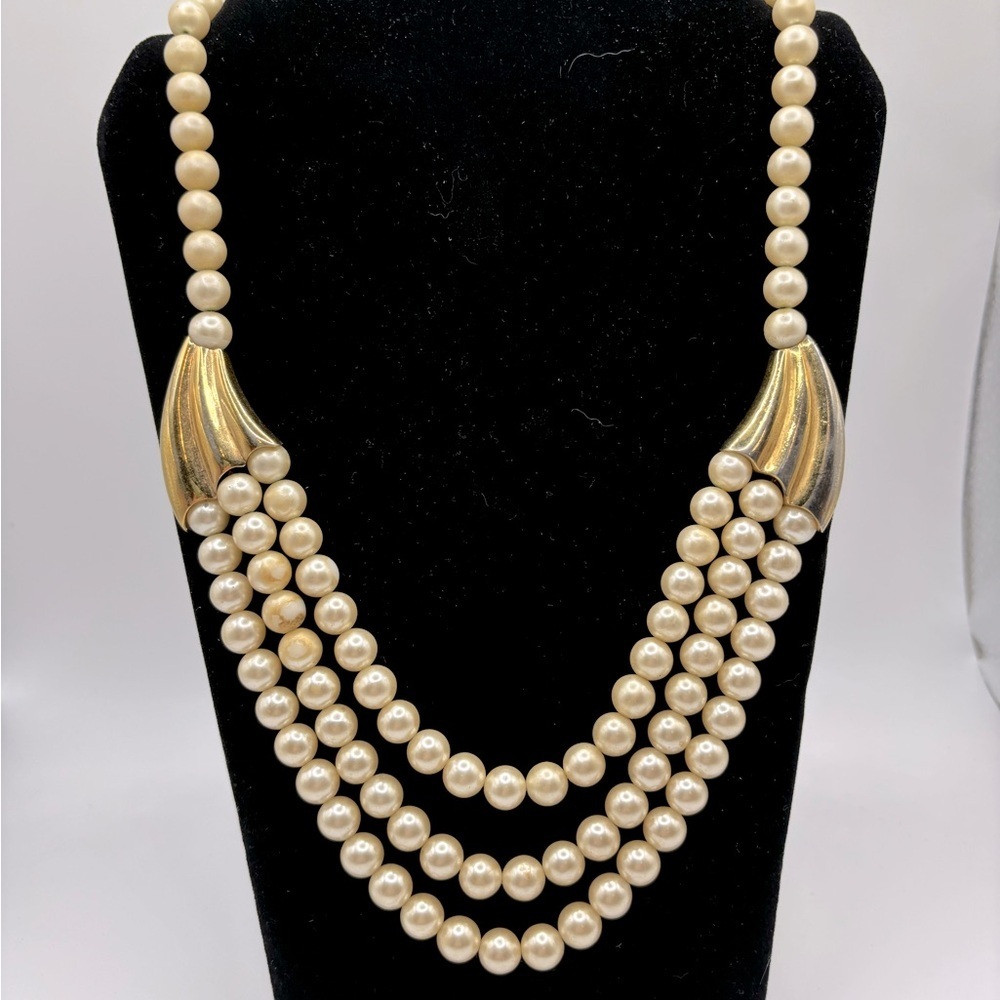 Vintage Napier 19” Pearl Necklace